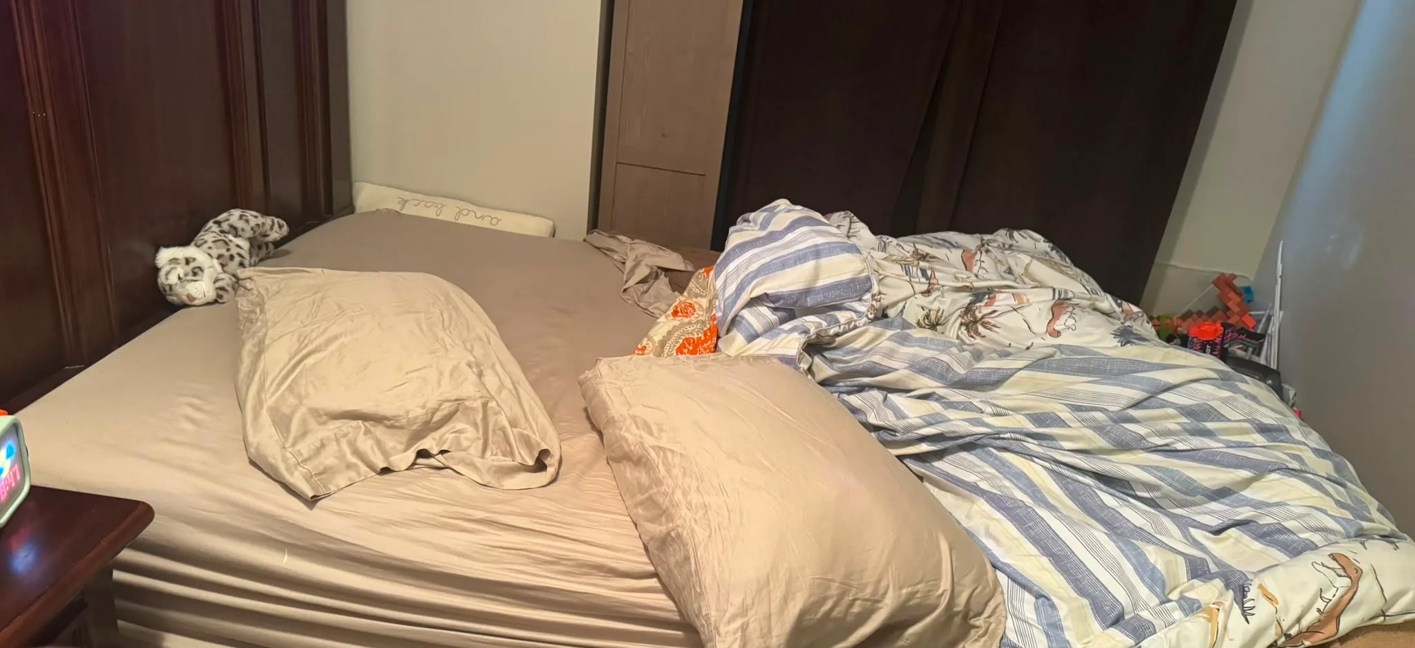 Bedroom cleaning before and after, before